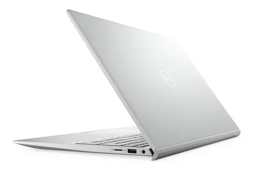 Notebook Dell Inspiron 5502 plata 15.55", Intel Core i5 1135G7 12GB de RAM 256GB SSD, Intel Iris Xe Graphics G7 80EUs 60 Hz 1920x1080px Windows 10 Home